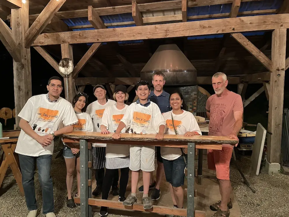 Daily Good volunteers at Orchard Hill pizza night