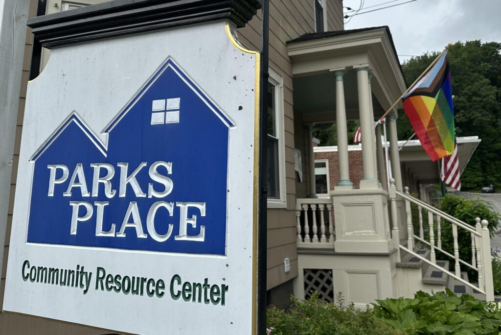 Parks Place Sign